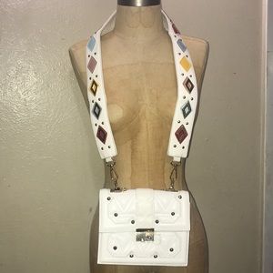 NWOT,white messenger crossbody bag.